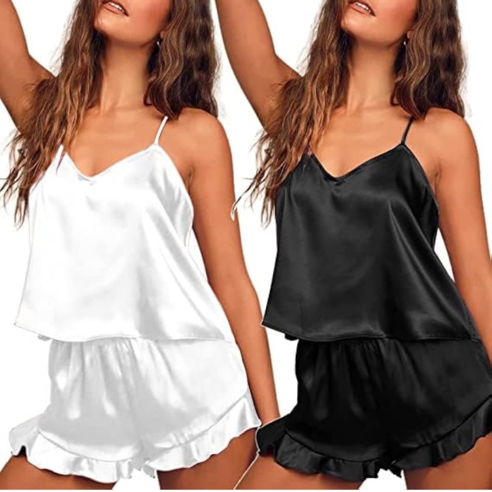 Final sale :Swomog women’s silky soft tank&shorts pajamas set size M